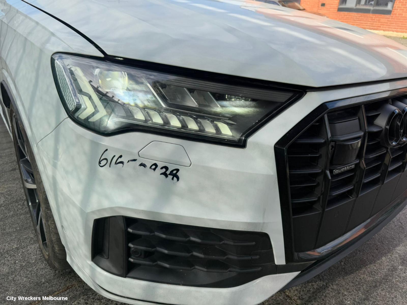 AUDI Q7 PARCEL SHELF CARGO BLIND, CARGO BLIND, 4M, 07/2015 ONWARDS
