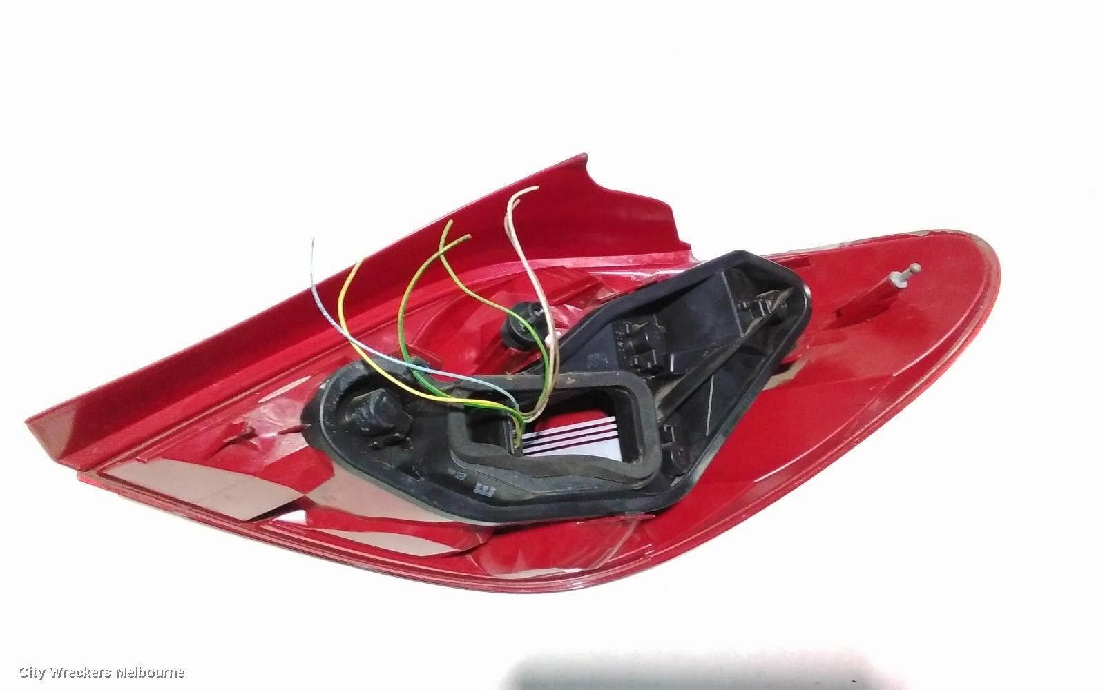PEUGEOT 207 LEFT TAILLIGHT, HATCH, RED INDICATOR SECTION, A7, 04/2006 - 12/2012