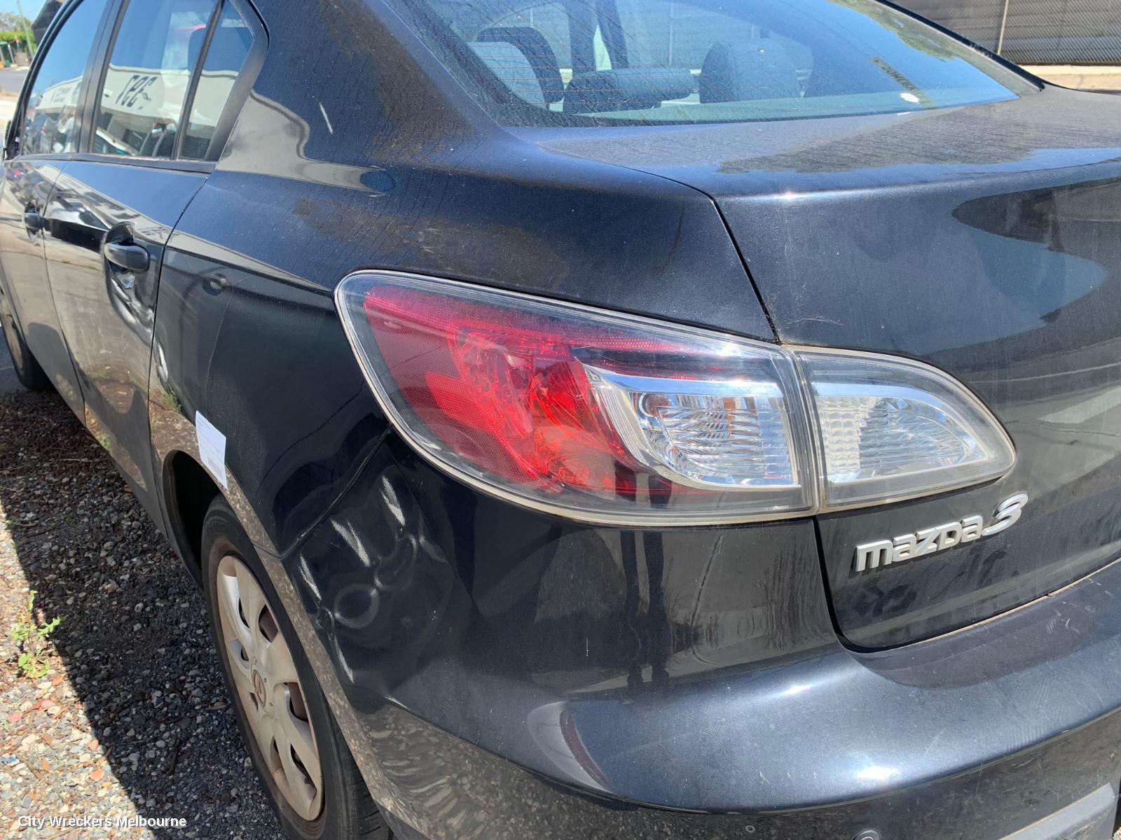 MAZDA 3 LEFT TAILLIGHT, BL, SEDAN, STANDARD TYPE, 04/2009 - 10/2013