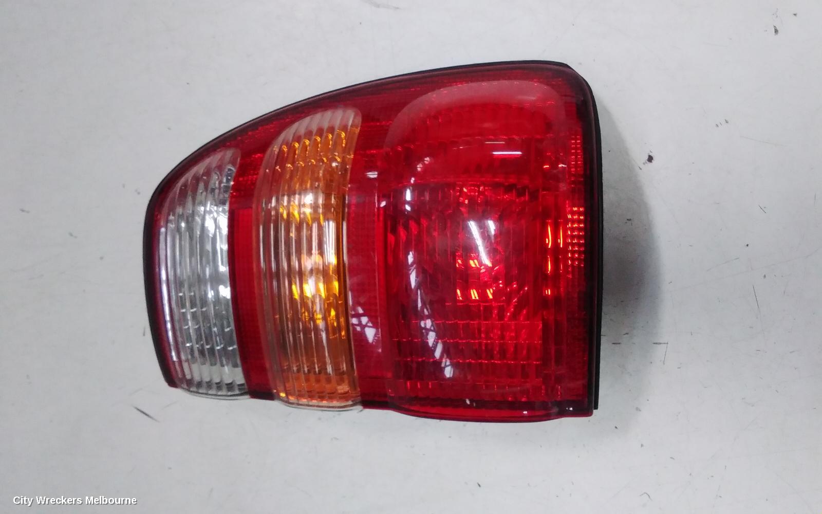 TOYOTA LANDCRUISER RIGHT TAILLIGHT, 100 SERIES, 10/2002 - 06/2005