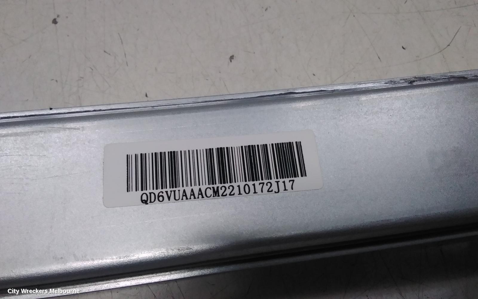 TOYOTA LANDCRUISER RIGHT TAILLIGHT, 100 SERIES, 10/2002 - 06/2005