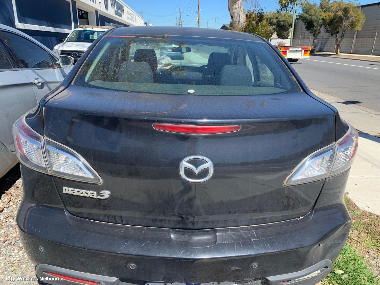 MAZDA 3 LEFT TAILLIGHT, BL, SEDAN, STANDARD TYPE, 04/2009 - 10/2013