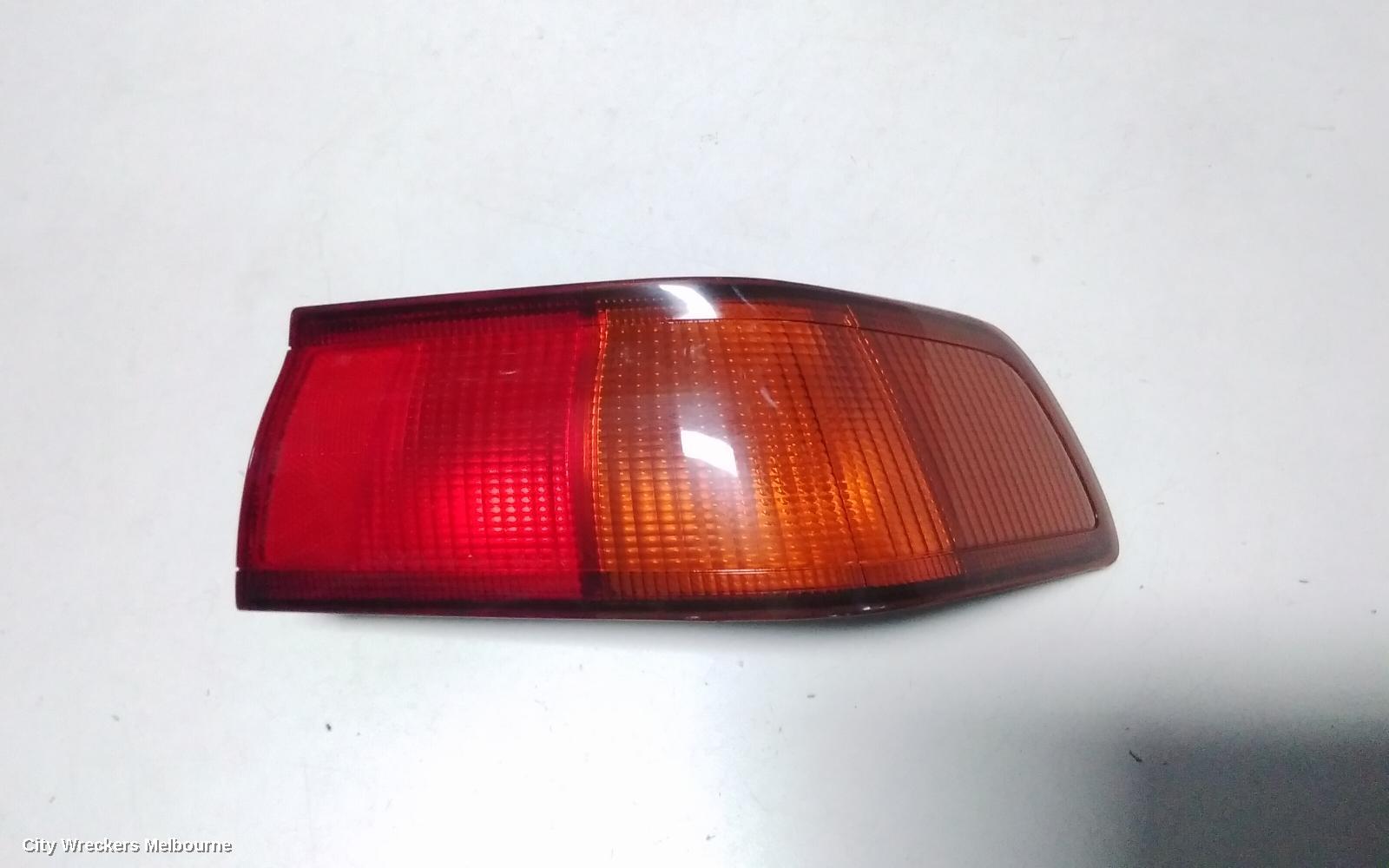 TOYOTA CAMRY RIGHT TAILLIGHT, SK20, SEDAN, 08/1997 - 09/2000