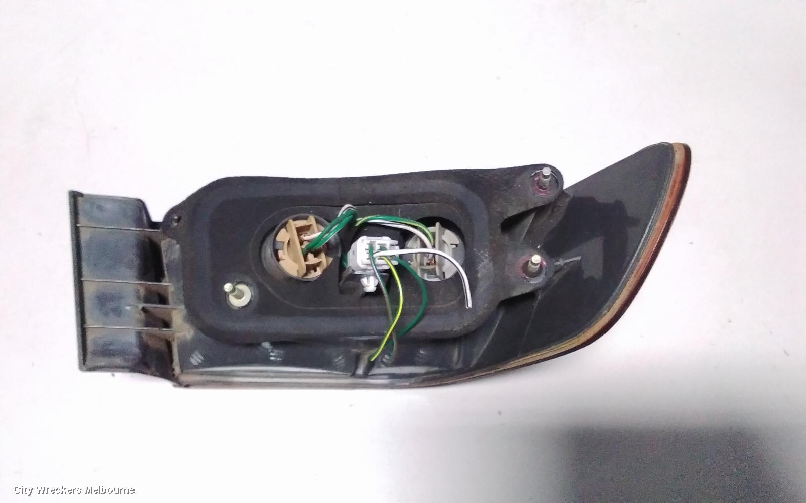 TOYOTA CAMRY RIGHT TAILLIGHT, SK20, SEDAN, 08/1997 - 09/2000