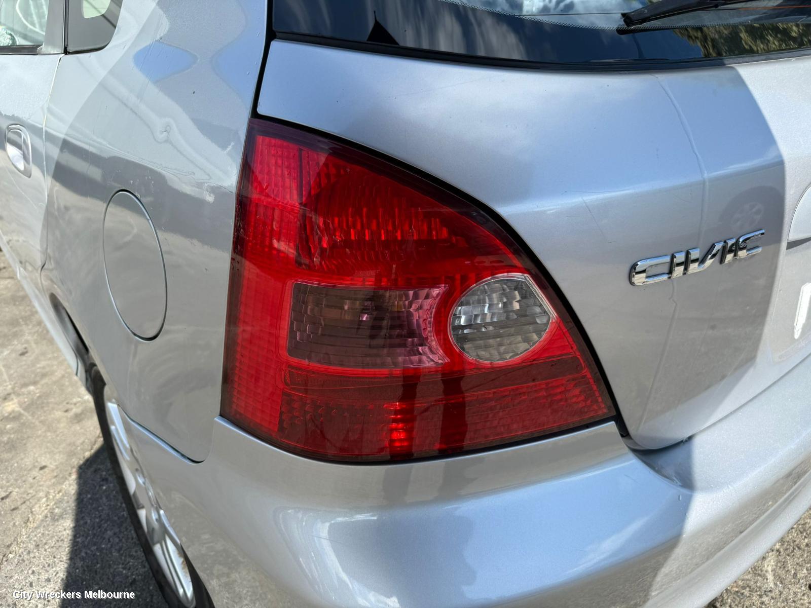 HONDA CIVIC LEFT FRONT DOOR WINDOW, 7TH GEN, HATCH, 11/2000 - 12/2005
