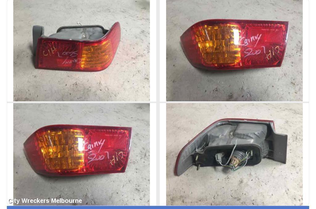 TOYOTA CAMRY RIGHT TAILLIGHT, SK20, SEDAN, 10/2000 - 08/2002