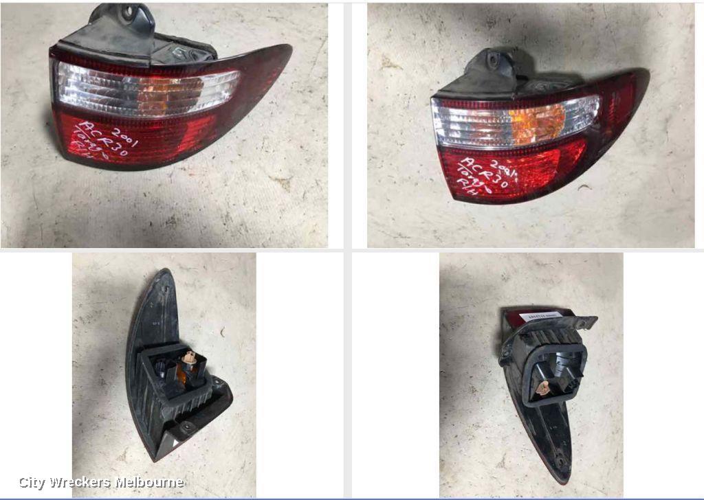 TOYOTA TARAGO RIGHT TAILLIGHT, ACR30 (AUST TYPE), 06/2000 - 06/2003 8155128301
