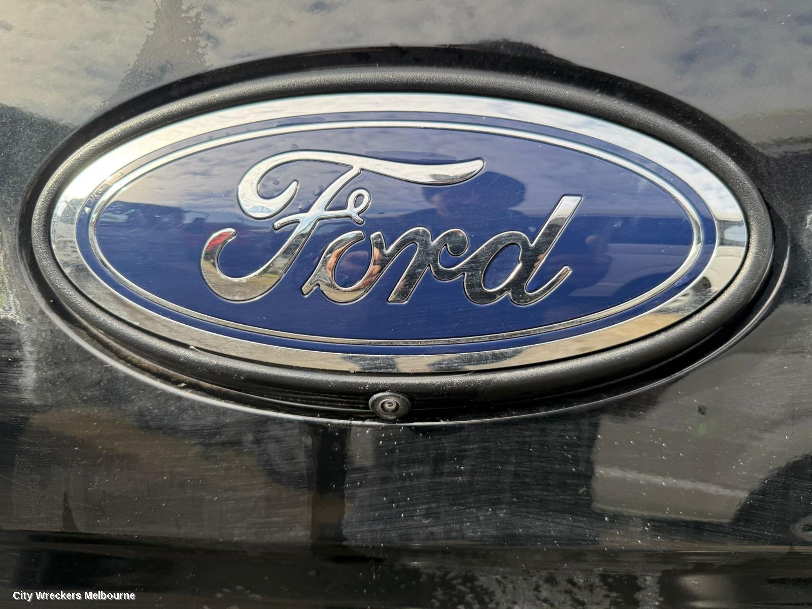 FORD RANGER DOOR HANDLE, RA, LH FRONT, OUTER, COLOUR CODED, NON KEYLESS ENTRY TYPE, 05/2022 ONWARDS