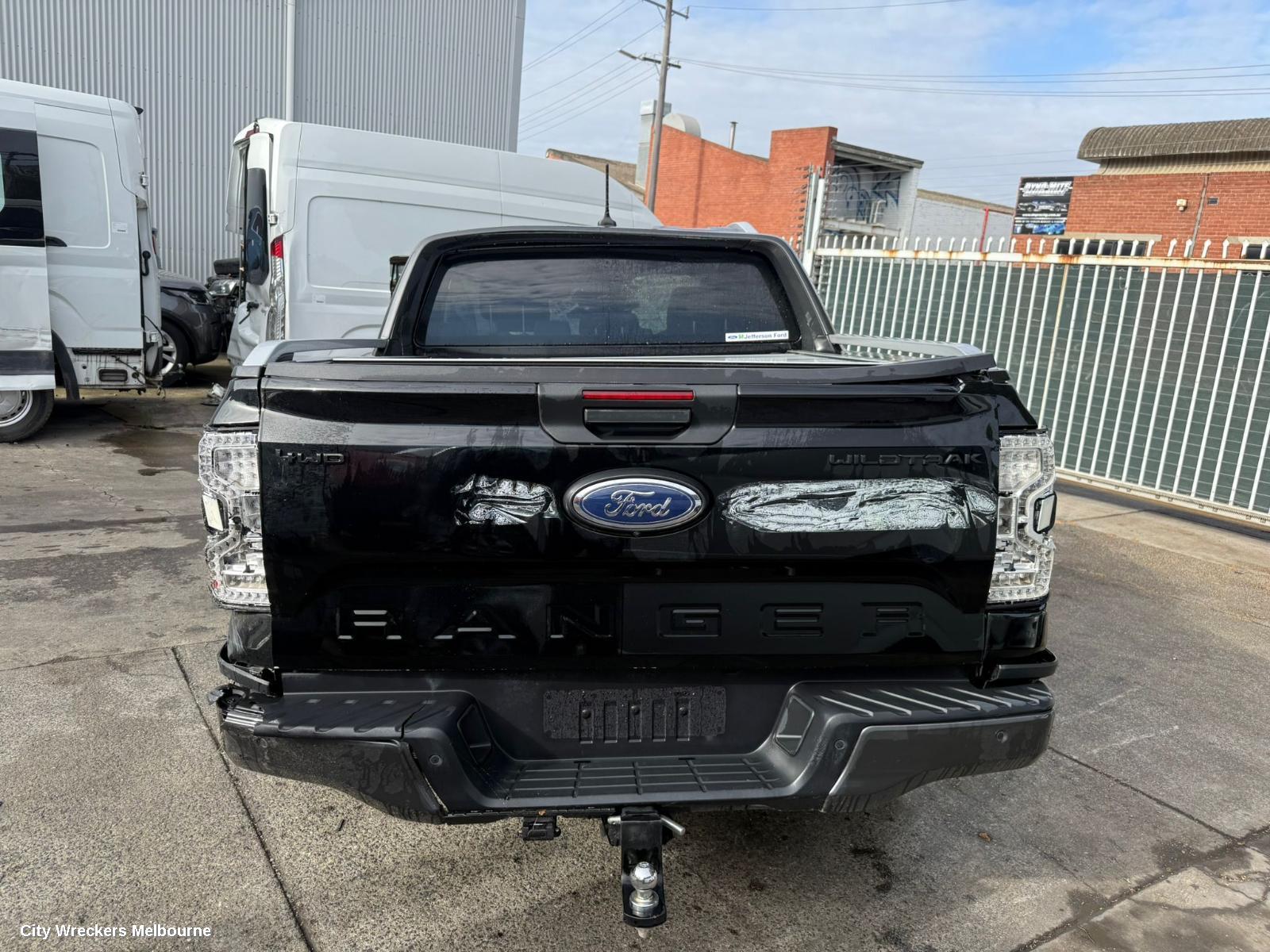 FORD RANGER DOOR HANDLE, RA, LH FRONT, OUTER, COLOUR CODED, NON KEYLESS ENTRY TYPE, 05/2022 ONWARDS