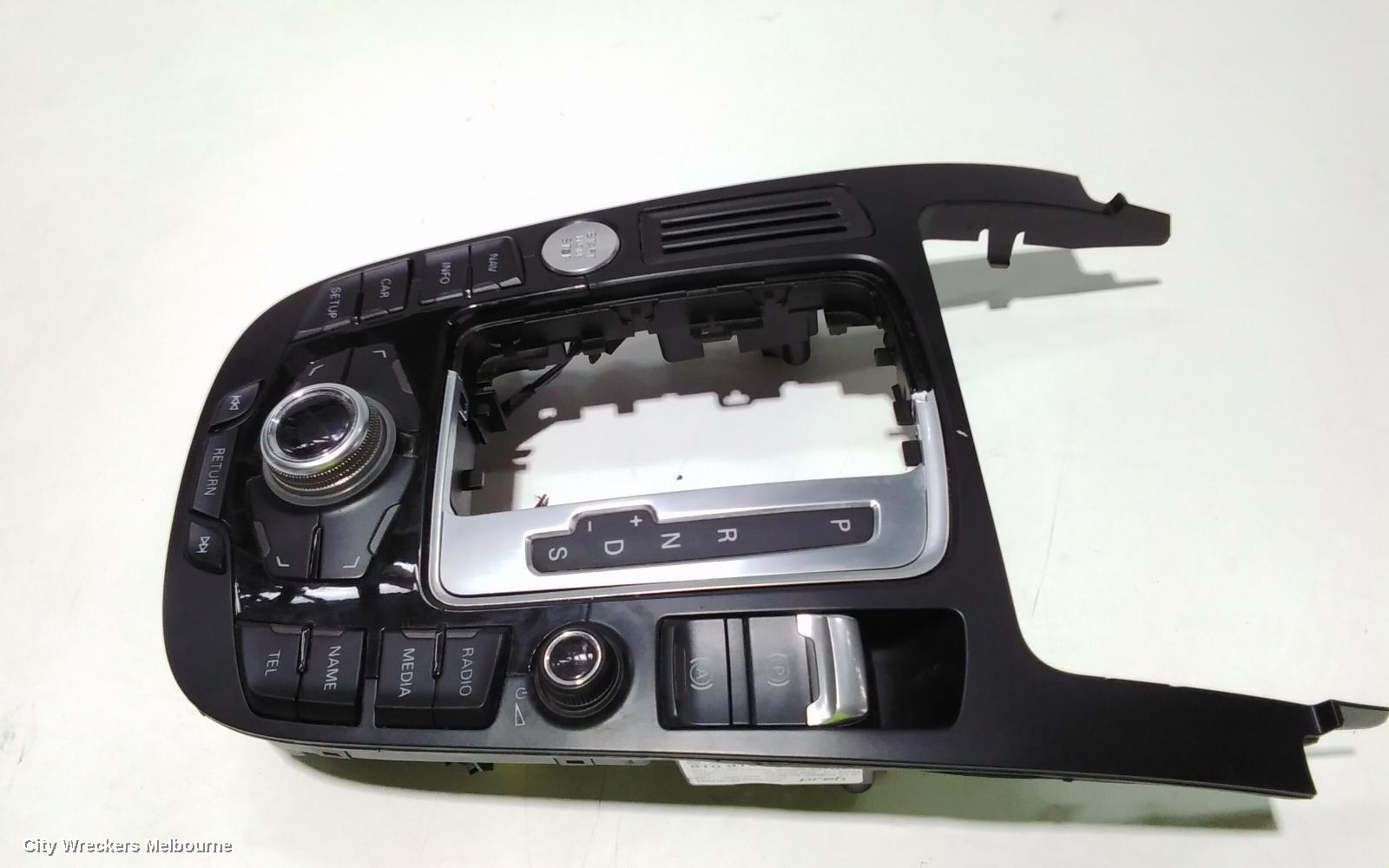 AUDI A4 RADIO/CD/DVD/SAT/TV, MMI CONTROLS, B8 8K, P/N 8T0919609C, 02/2008 - 09/2015