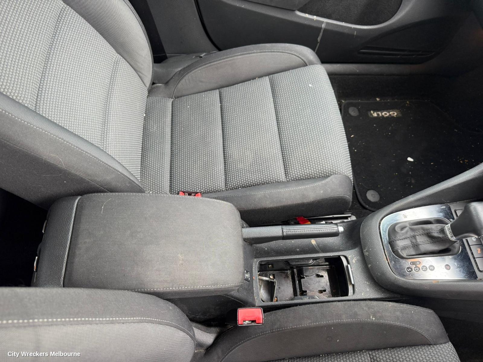 VOLKSWAGEN GOLF RIGHT FRONT DOOR, GEN 6, 5DR HATCH, 10/2008 - 03/2013
