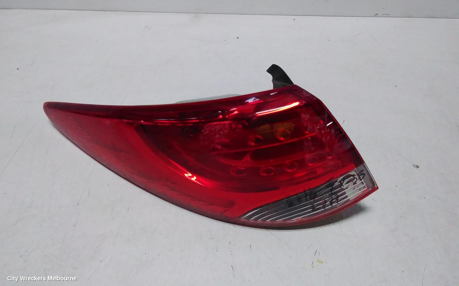 HYUNDAI IX35 LEFT TAILLIGHT, LM SERIES (VIN KMHJ), IN BODY, 11/2009 - 01/2016