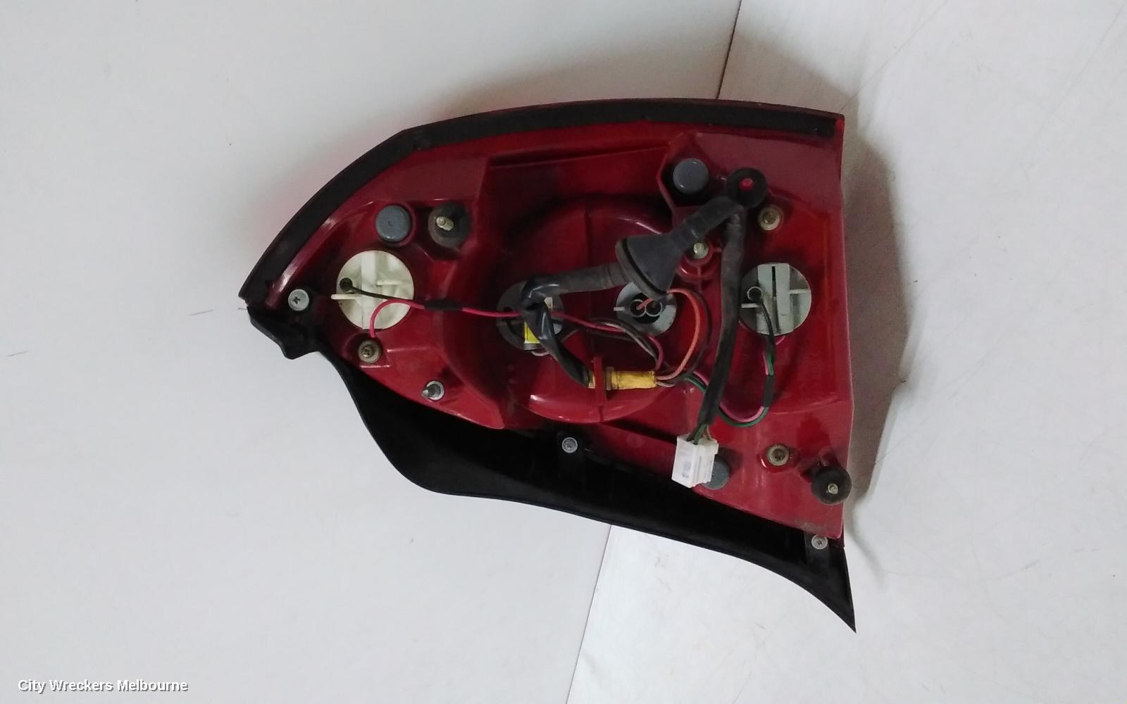 HYUNDAI ELANTRA LEFT TAILLIGHT, XD, SEDAN, 10/2003 - 07/2006