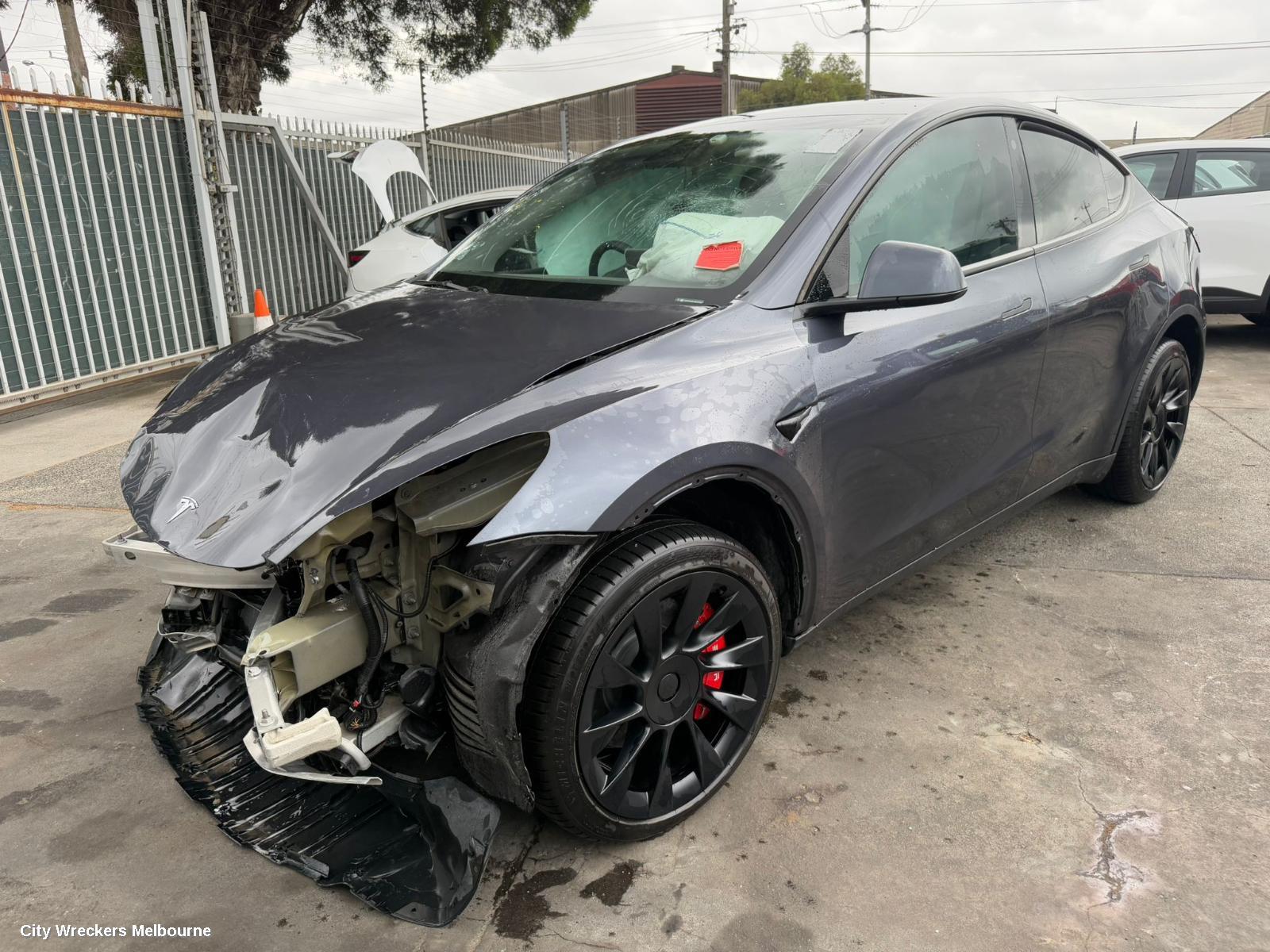 TESLA MODEL Y CALIPER, 1ST GEN, LH FRONT, PERFORMANCE TYPE, RED, 03/2022 ONWARDS