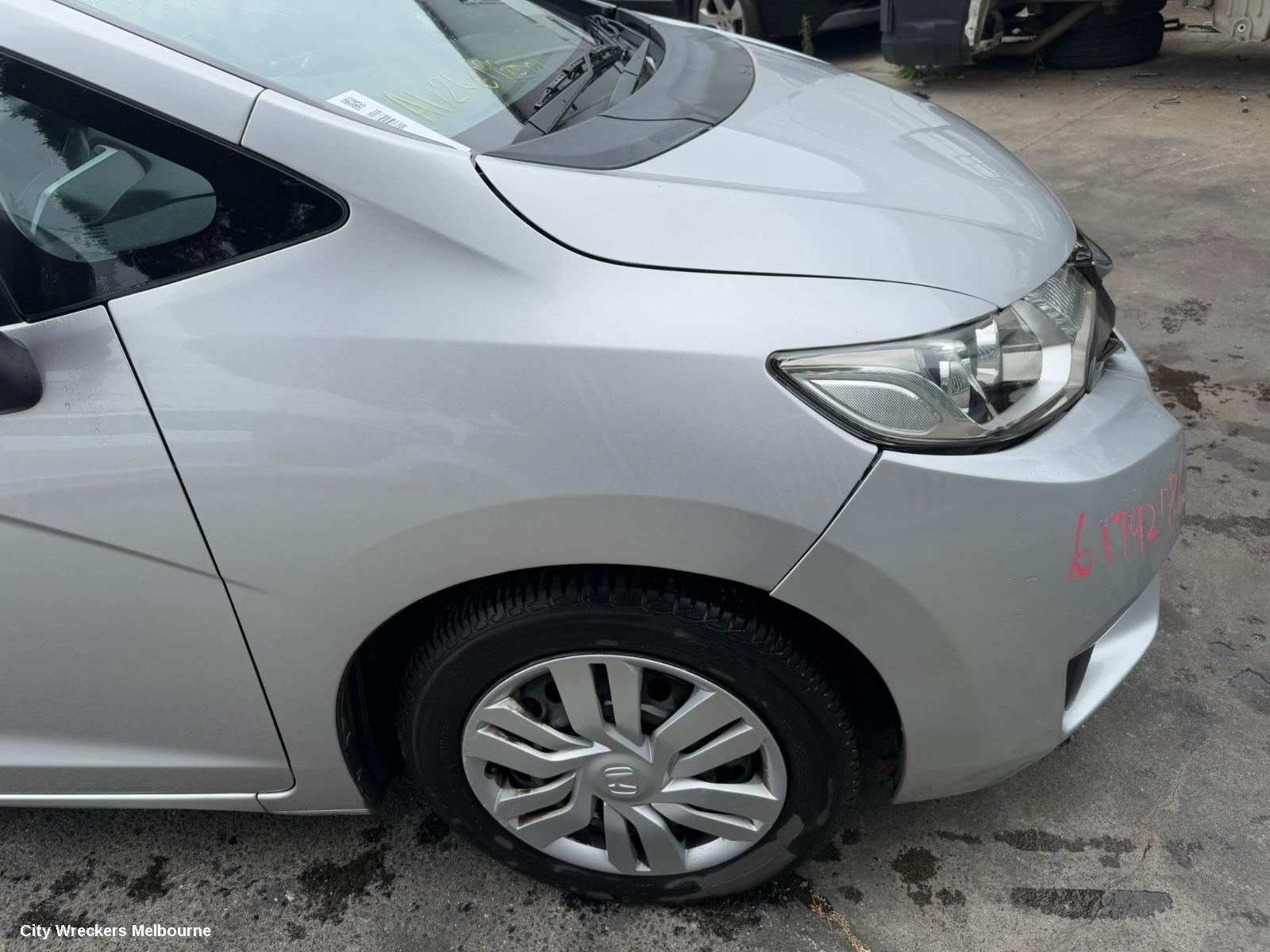 HONDA JAZZ PWR DR WIND SWITCH, RH FRONT (MASTER SWITCH), GF/GK, W/ CENTRAL LOCK BUTTON TYPE, 07/2014 - 12/2020