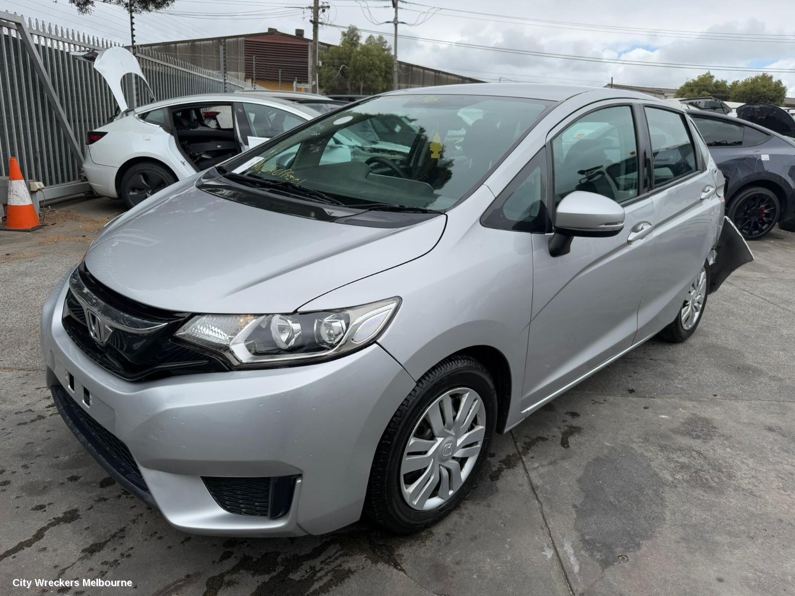 HONDA JAZZ PWR DR WIND SWITCH, RH FRONT (MASTER SWITCH), GF/GK, W/ CENTRAL LOCK BUTTON TYPE, 07/2014 - 12/2020