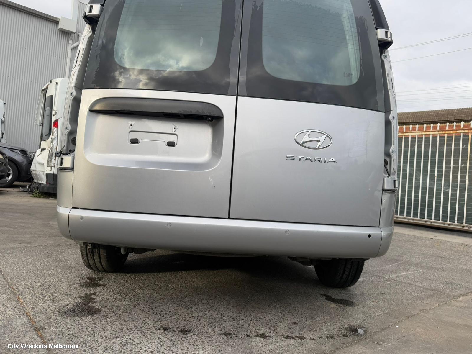 HYUNDAI STARIA RIGHT DOOR MIRROR, US4, COLOUR CODED, AUTO POWER FOLD TYPE, HEATED TYPE, NON BLIND SPOT TYPE, 04/2021 ONWARDS