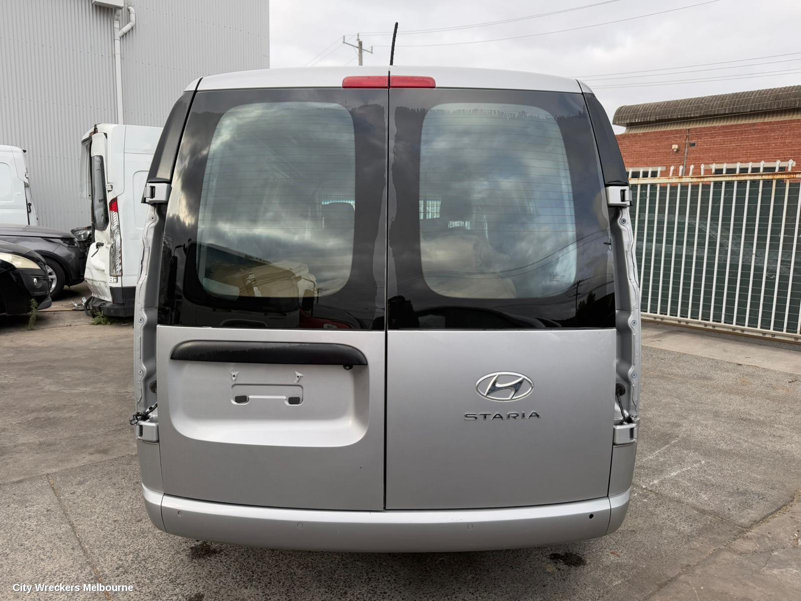 HYUNDAI STARIA RIGHT DOOR MIRROR, US4, COLOUR CODED, AUTO POWER FOLD TYPE, HEATED TYPE, NON BLIND SPOT TYPE, 04/2021 ONWARDS