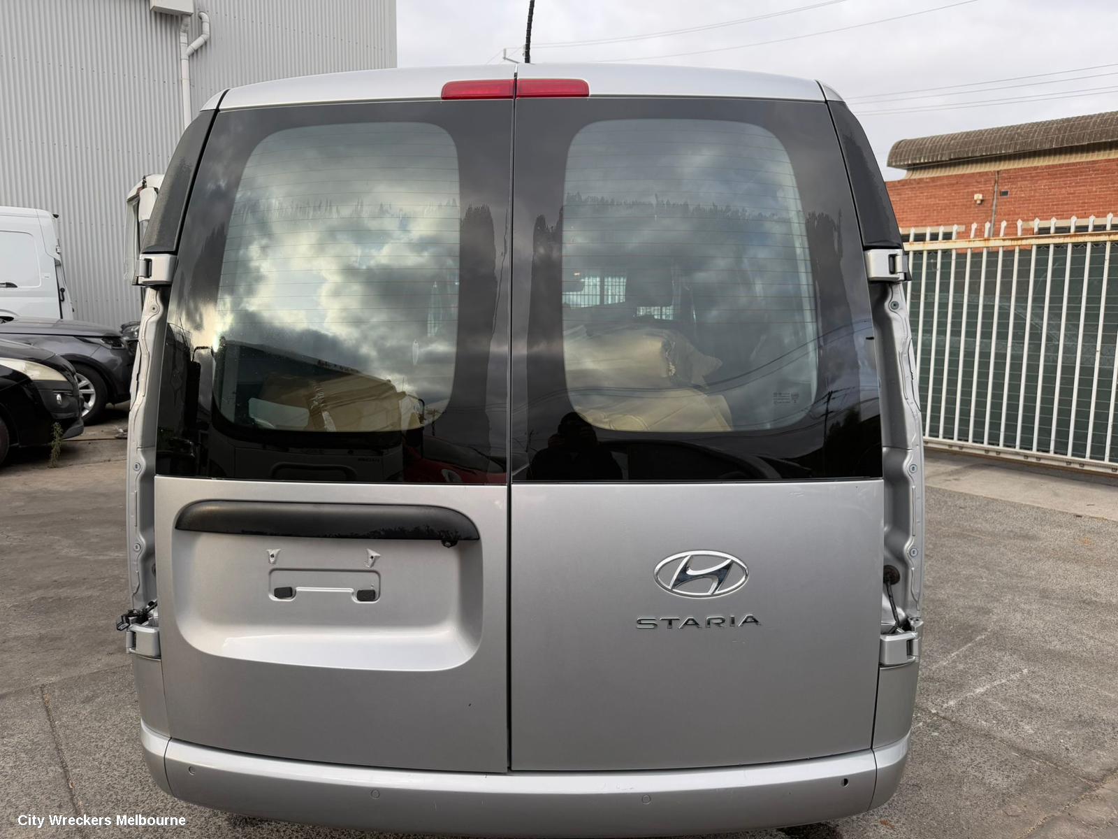 HYUNDAI STARIA RIGHT DOOR MIRROR, US4, COLOUR CODED, AUTO POWER FOLD TYPE, HEATED TYPE, NON BLIND SPOT TYPE, 04/2021 ONWARDS