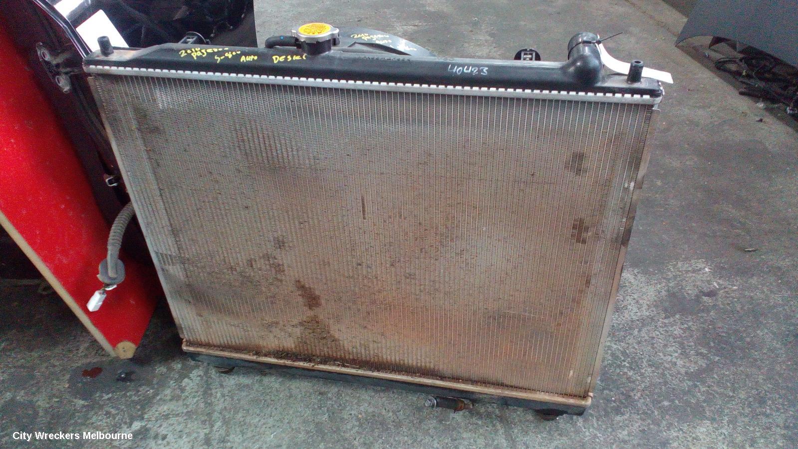 MITSUBISHI PAJERO RADIATOR, AUTO, 3.2, NS-NX, 11/2006 ONWARDS