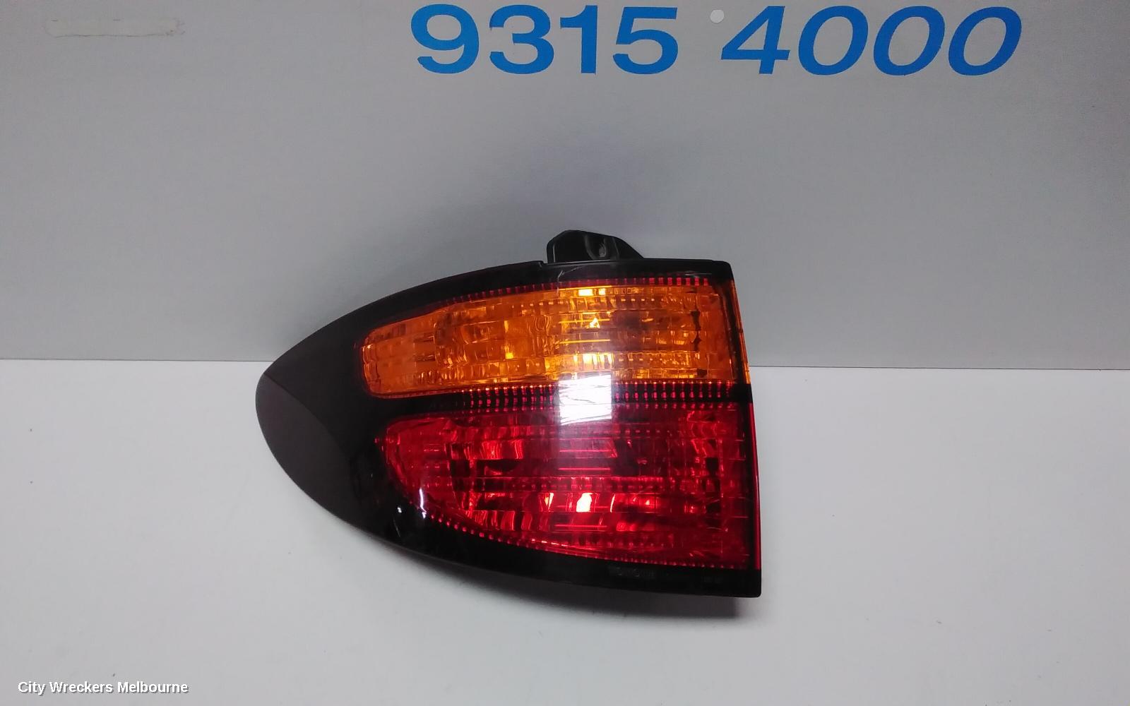 TOYOTA TARAGO LEFT TAILLIGHT, ACR30 (JAP TYPE), 06/2000 - 06/2003