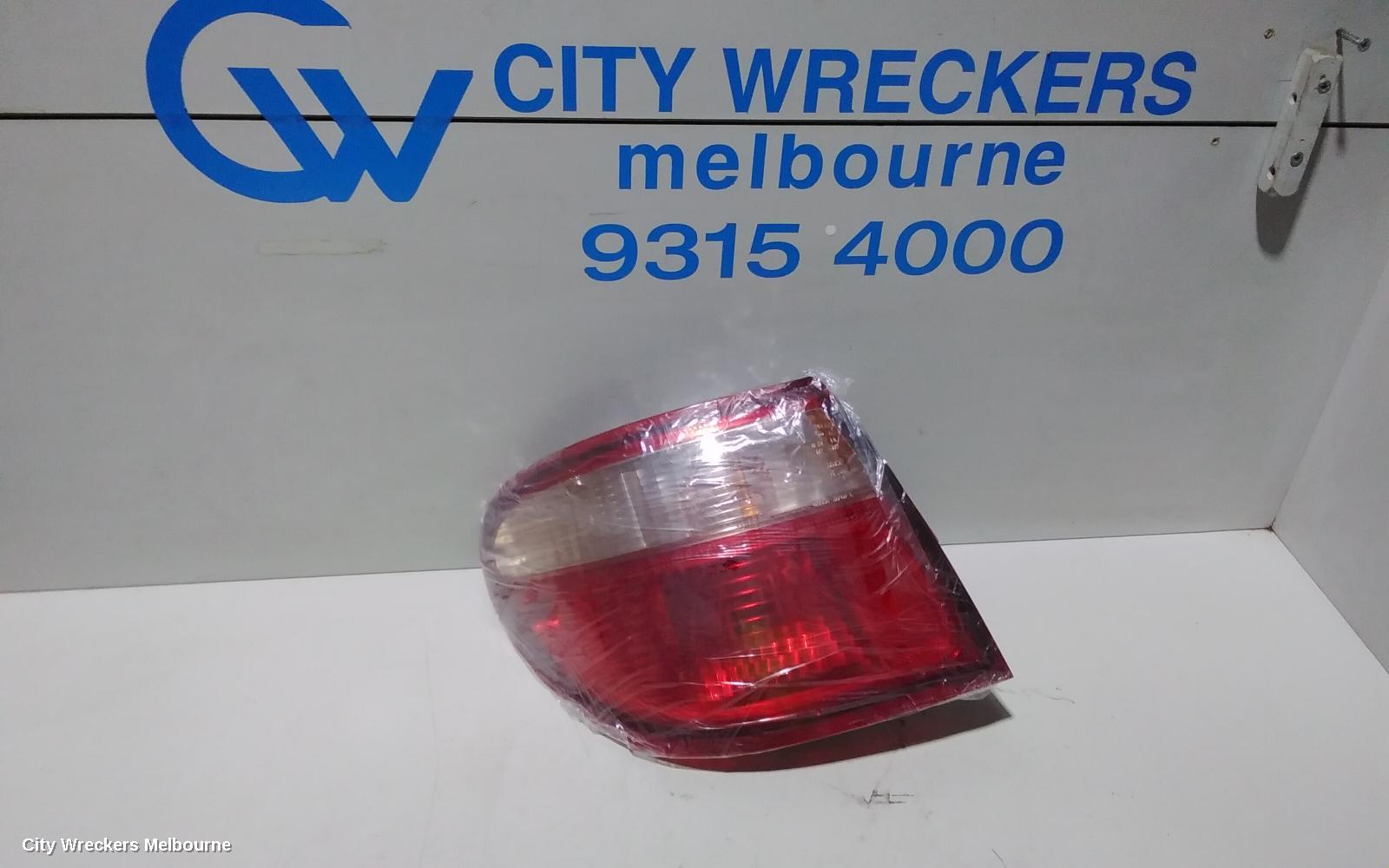 NISSAN PULSAR LEFT TAILLIGHT, N16 SI, SEDAN, 07/2000 - 07/2003