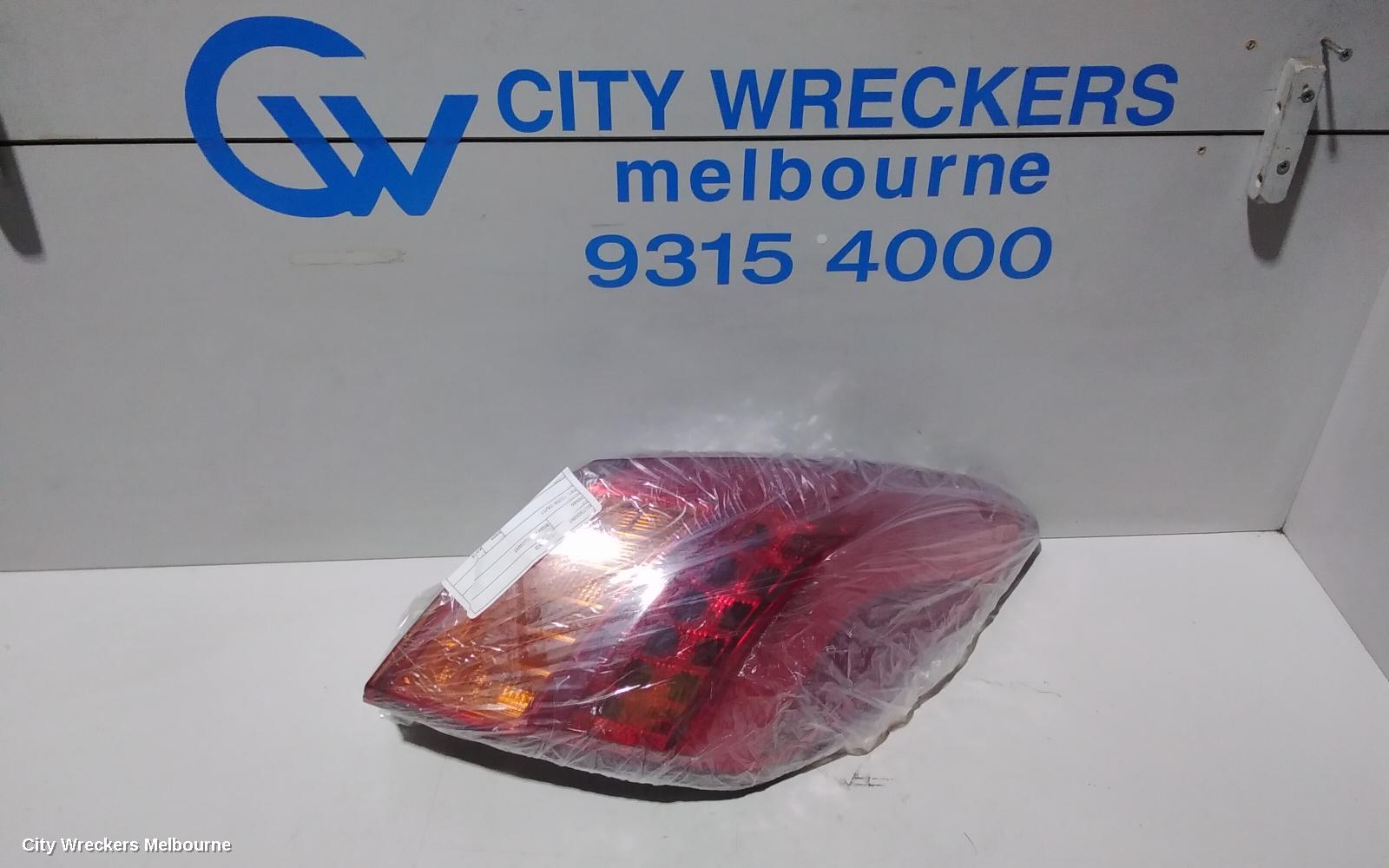 NISSAN MURANO RIGHT TAILLIGHT, Z51, 12/2008 - 08/2011