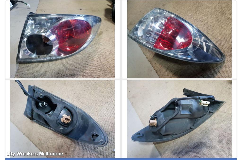 MAZDA 6 RIGHT TAILLIGHT, GG/GY, IN BODY, SEDAN/HATCH, LENS# 220-61980, 08/2005 - 11/2007