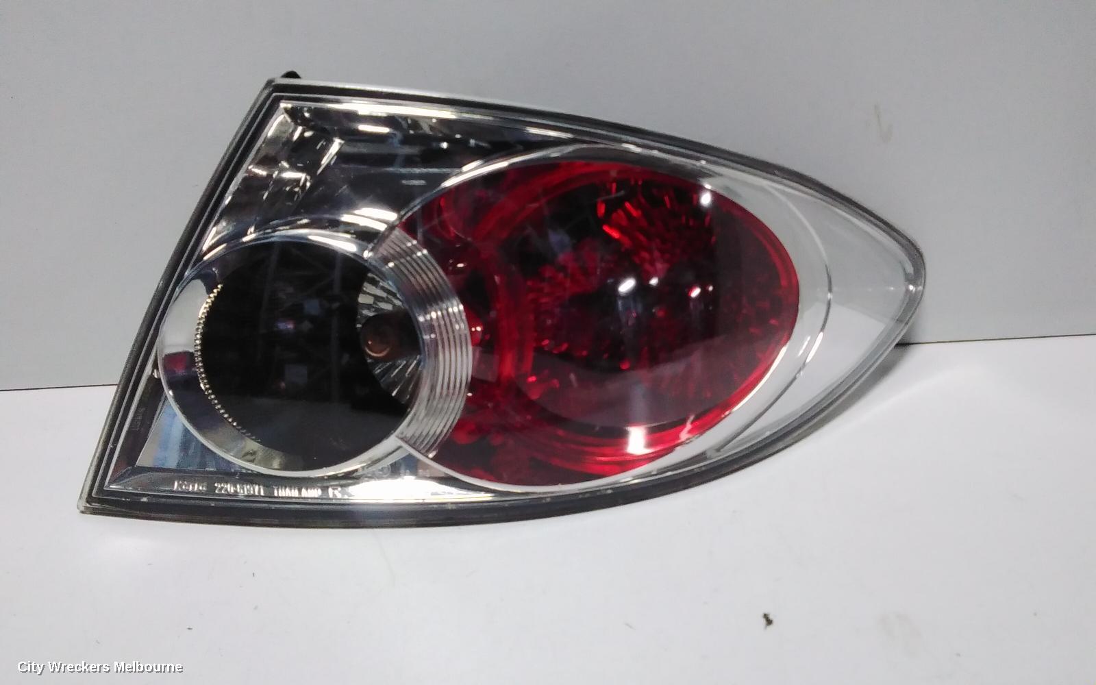 MAZDA 6 RIGHT TAILLIGHT, GG/GY, IN BODY, SEDAN/HATCH, LENS# 220-61980, 08/2005 - 11/2007