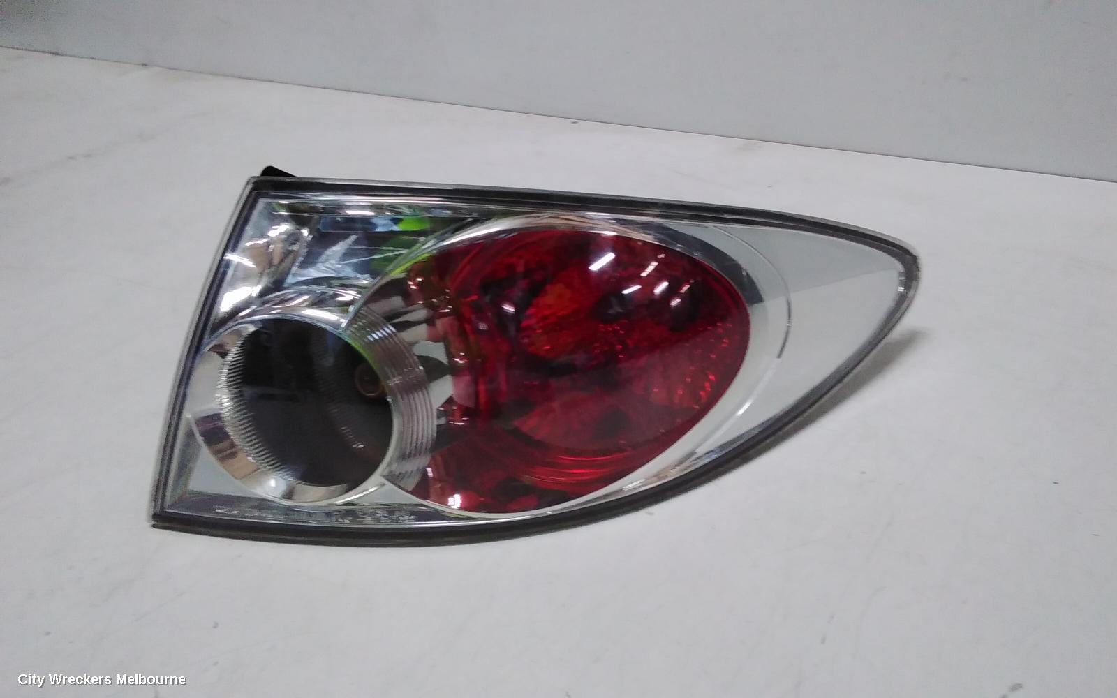 MAZDA 6 RIGHT TAILLIGHT, GG/GY, IN BODY, SEDAN/HATCH, LENS# 220-61980, 08/2005 - 11/2007