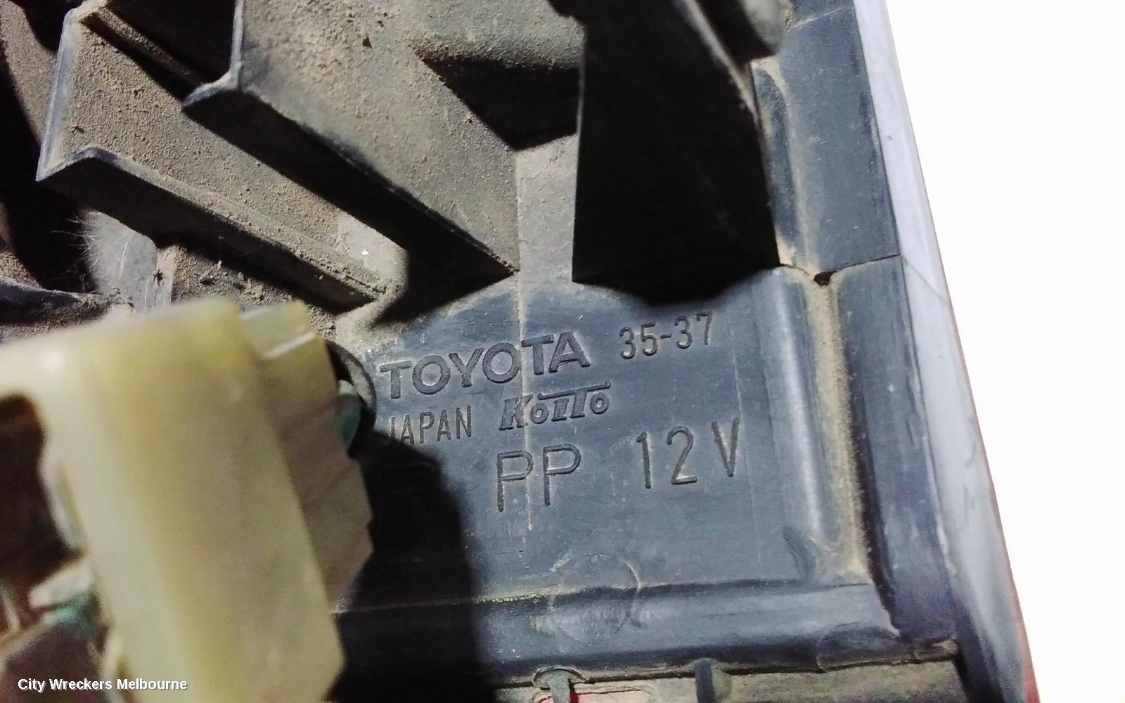 TOYOTA SURF RIGHT TAILLIGHT, N180, LENS# 35-62, 95-99