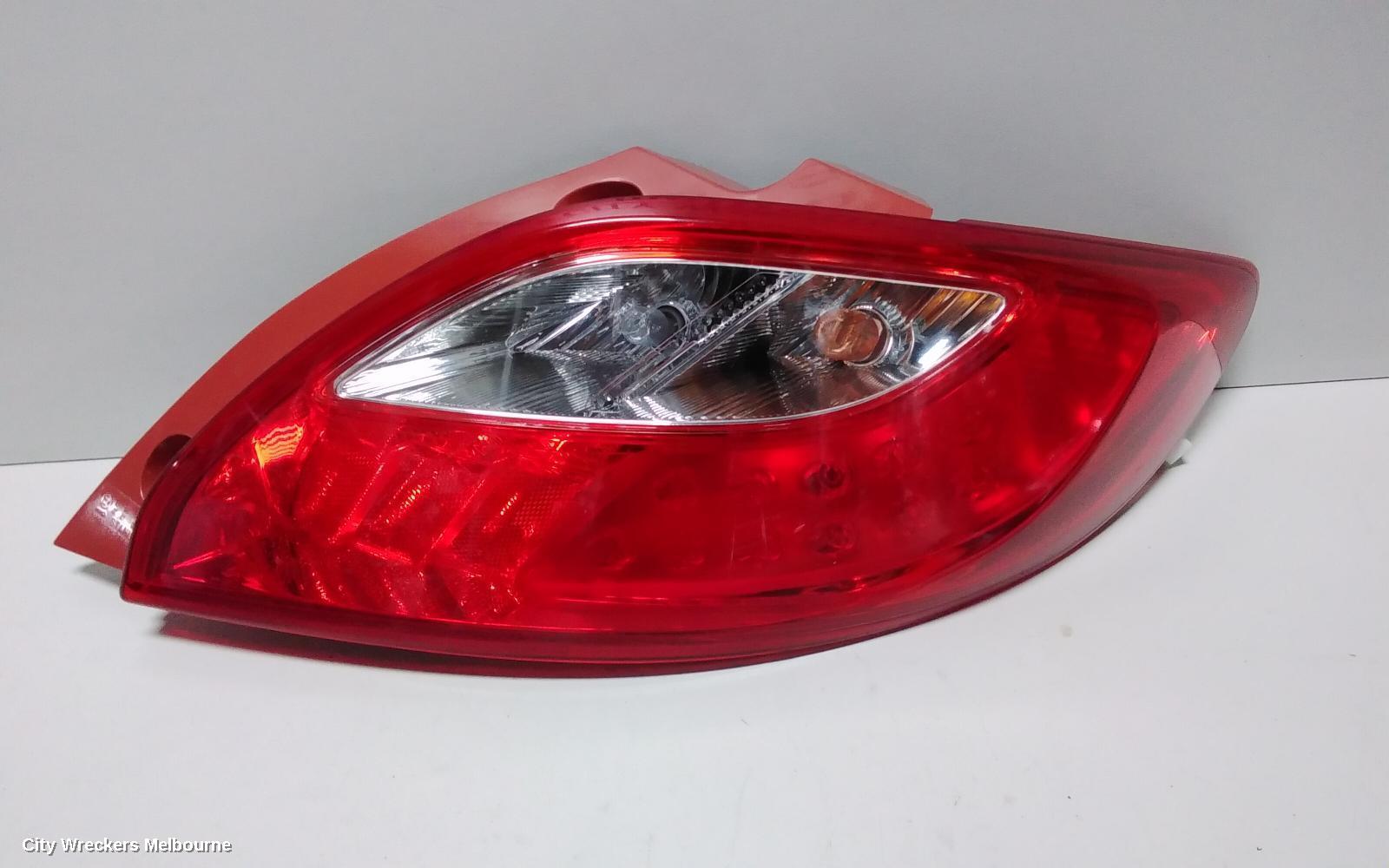 MAZDA 2 RIGHT TAILLIGHT, HATCH, DE SERIES, 09/2007 - 09/2014
