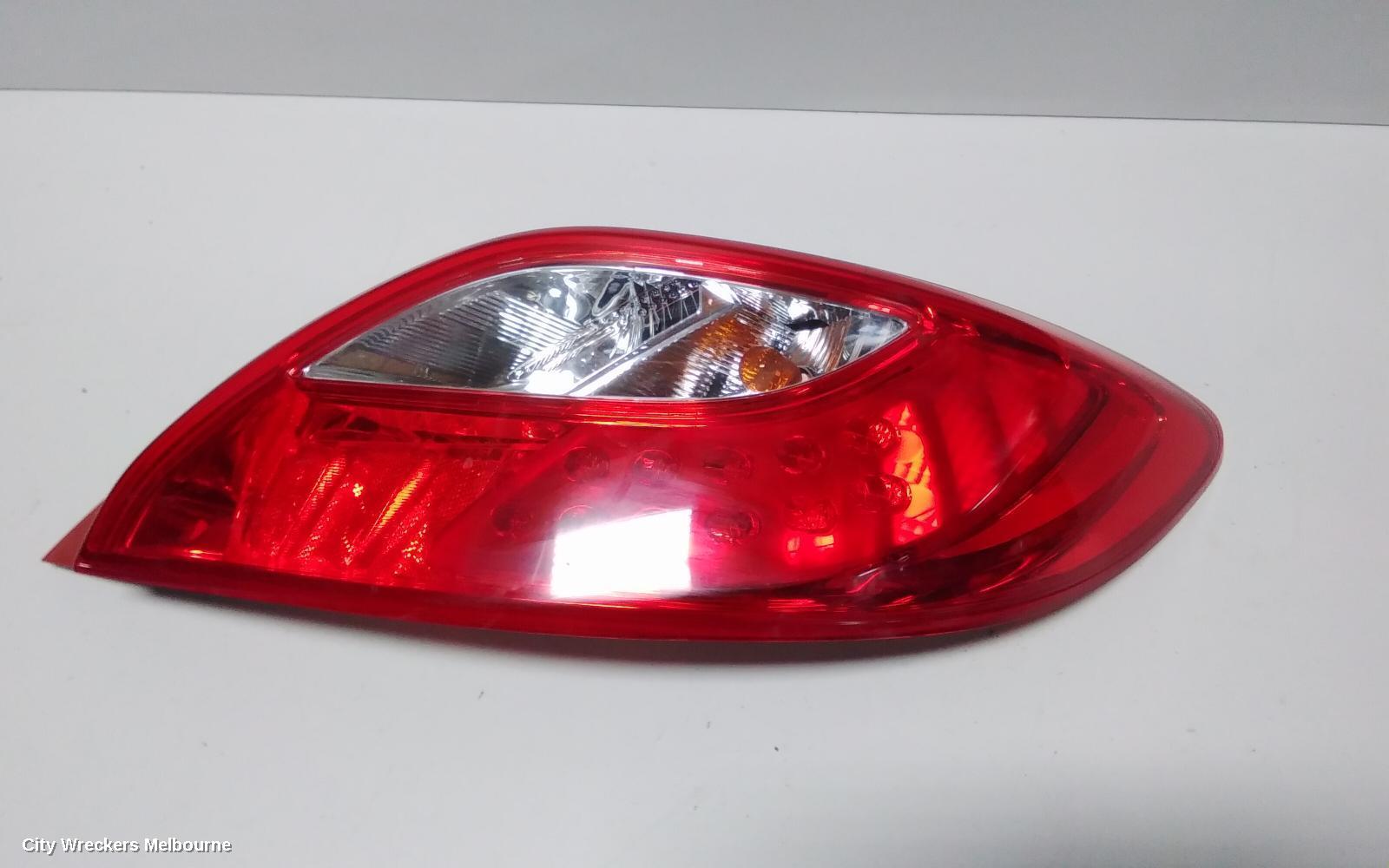 MAZDA 2 RIGHT TAILLIGHT, HATCH, DE SERIES, 09/2007 - 09/2014