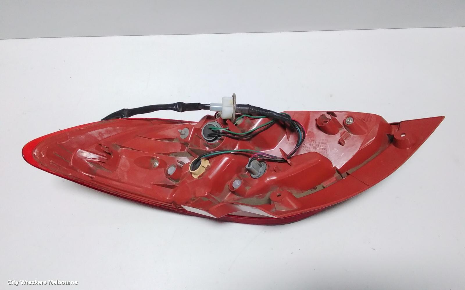 MAZDA 2 LEFT TAILLIGHT, HATCH, DE SERIES, 09/2007 - 09/2014