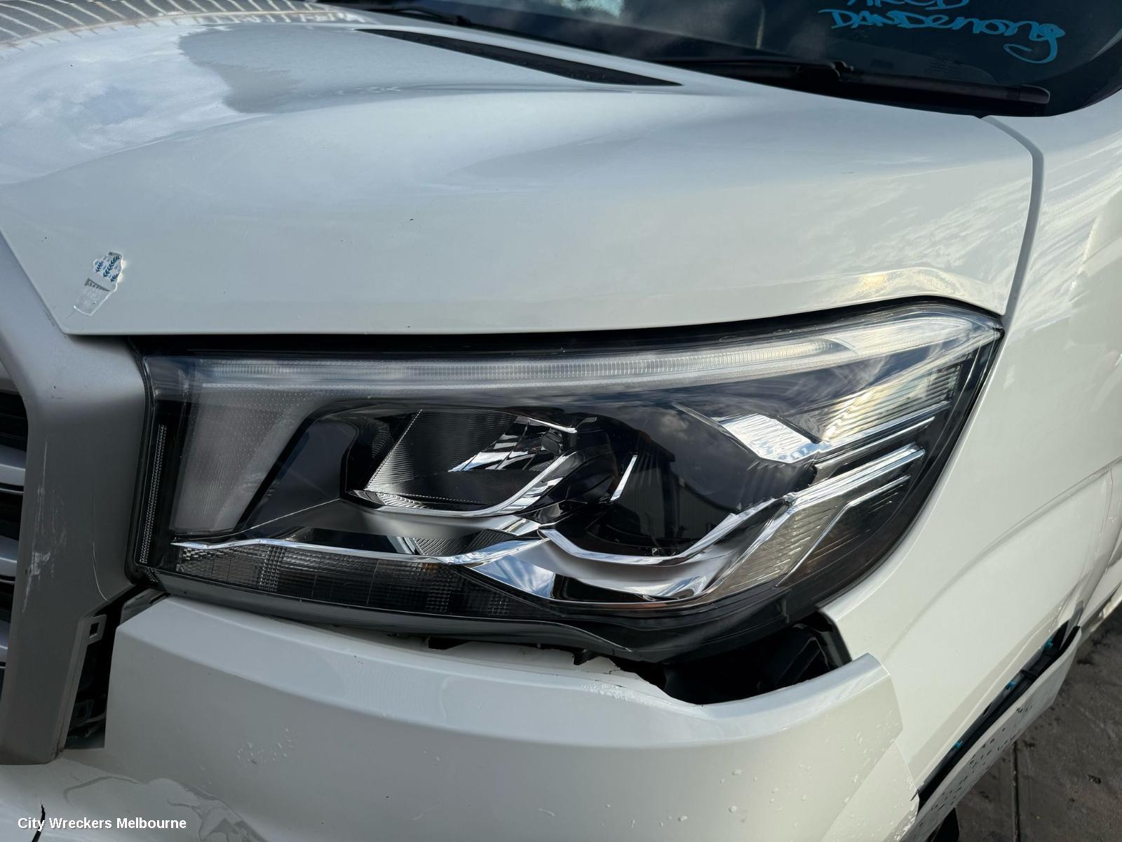 LDV DELIVER 9 REVERSE CAMERA, FRONT CAMERA (WINDSCREEN MOUNTED), 07/2020 ONWARDS