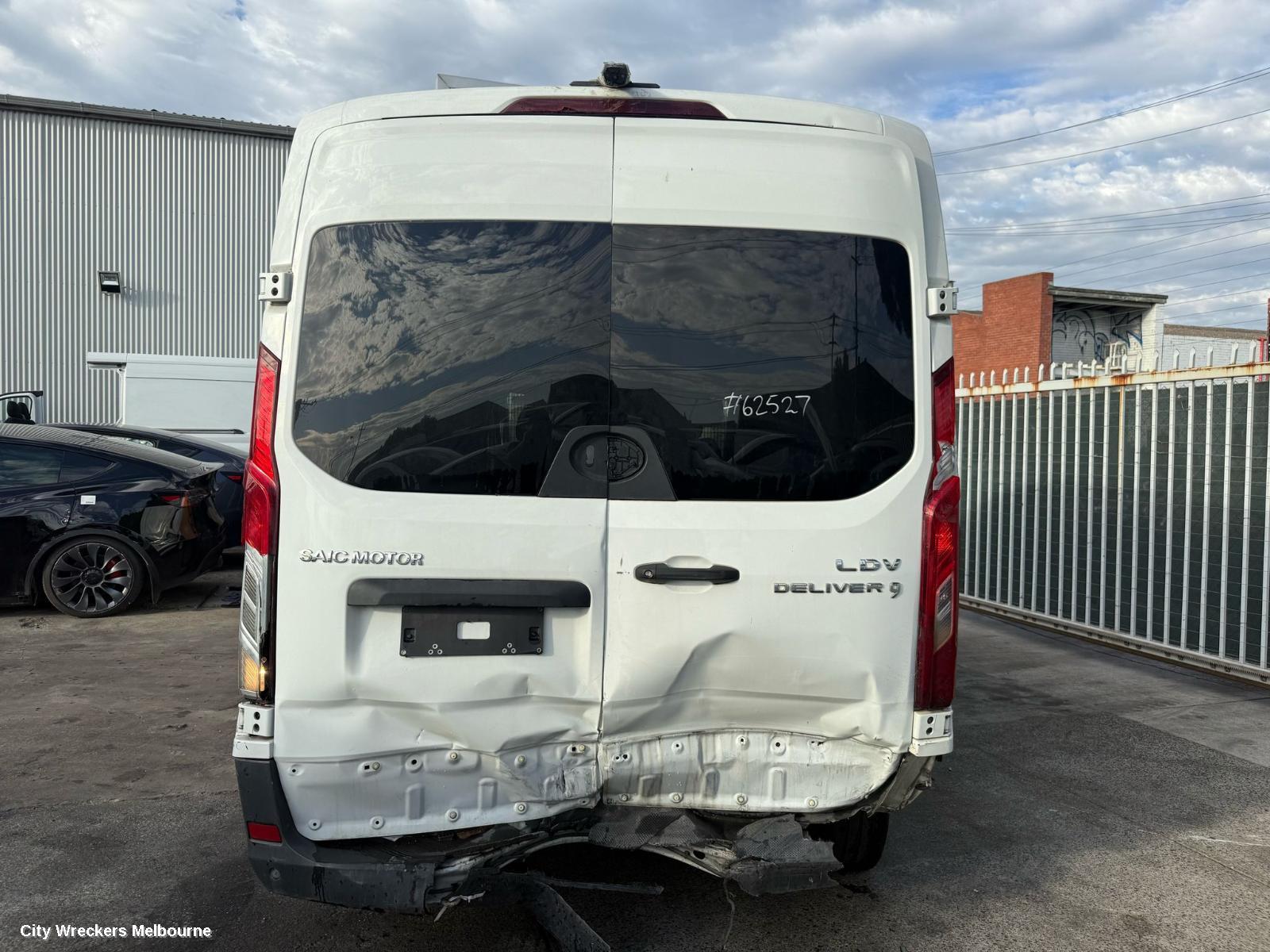 LDV DELIVER 9 REVERSE CAMERA, FRONT CAMERA (WINDSCREEN MOUNTED), 07/2020 ONWARDS