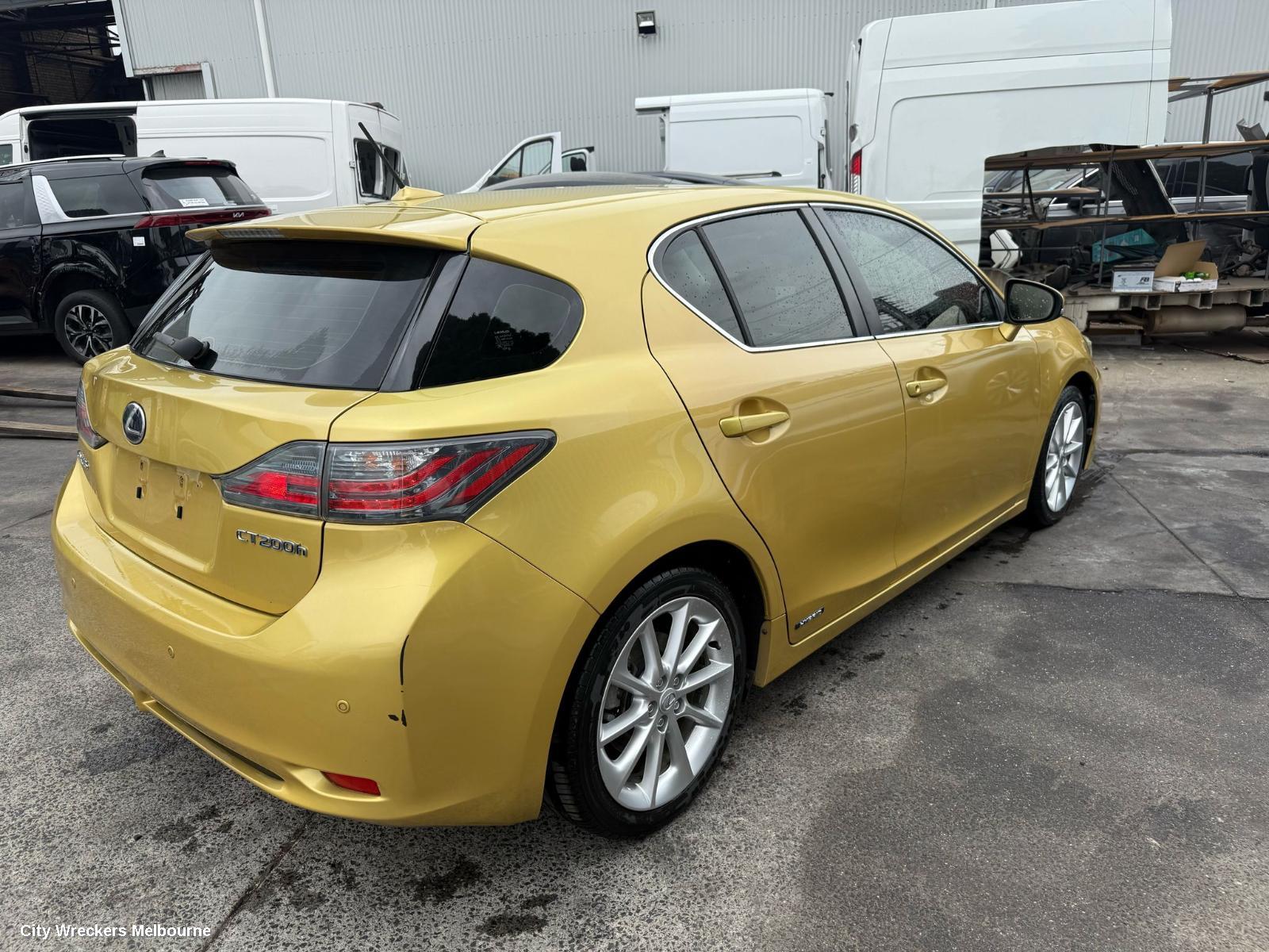 LEXUS CT200H BATTERY, 12 VOLT BATTERY (RIGHT REAR QUARTER/HATCH), ZWA10, 12/2010 ONWARDS