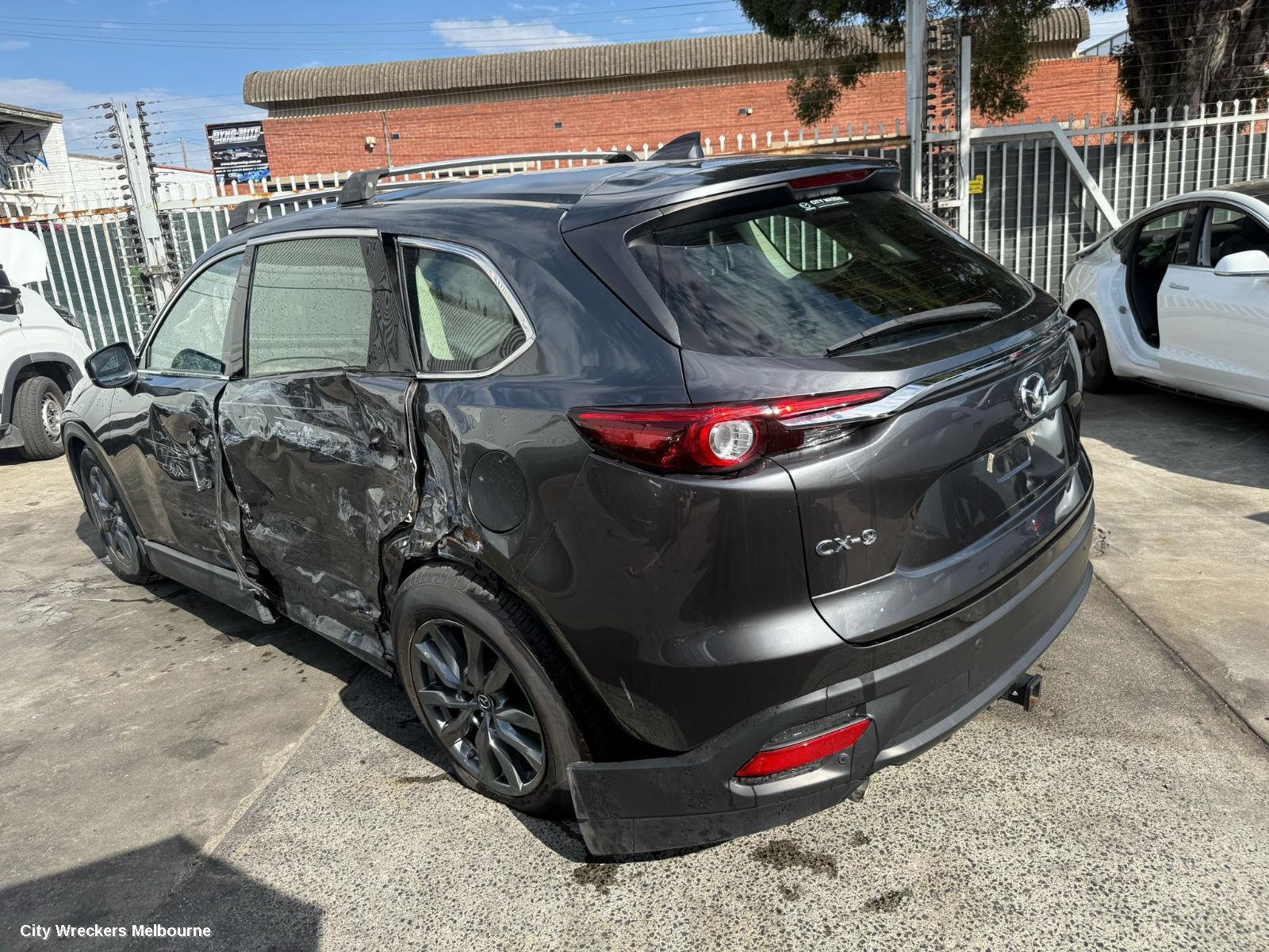 MAZDA CX9 DOOR MOULD, ONLY CHROME - TK49-50692: 143082, LH REAR, TC, W/ CHROME TYPE, 07/2016 - 12/2024
