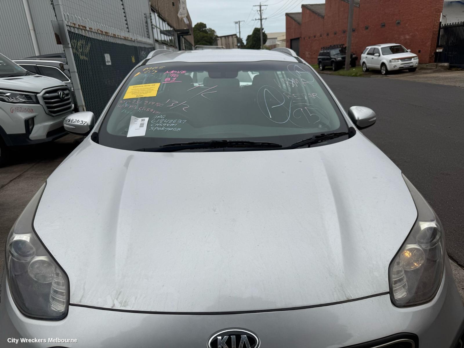 KIA SPORTAGE LEFT FRONT DOOR WINDOW, QL, 10/2015 - 08/2021