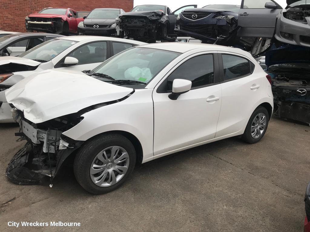 MAZDA 2 RIGHT TAILLIGHT, DJ, HATCH, HALOGEN TYPE, 09/2014 ONWARDS