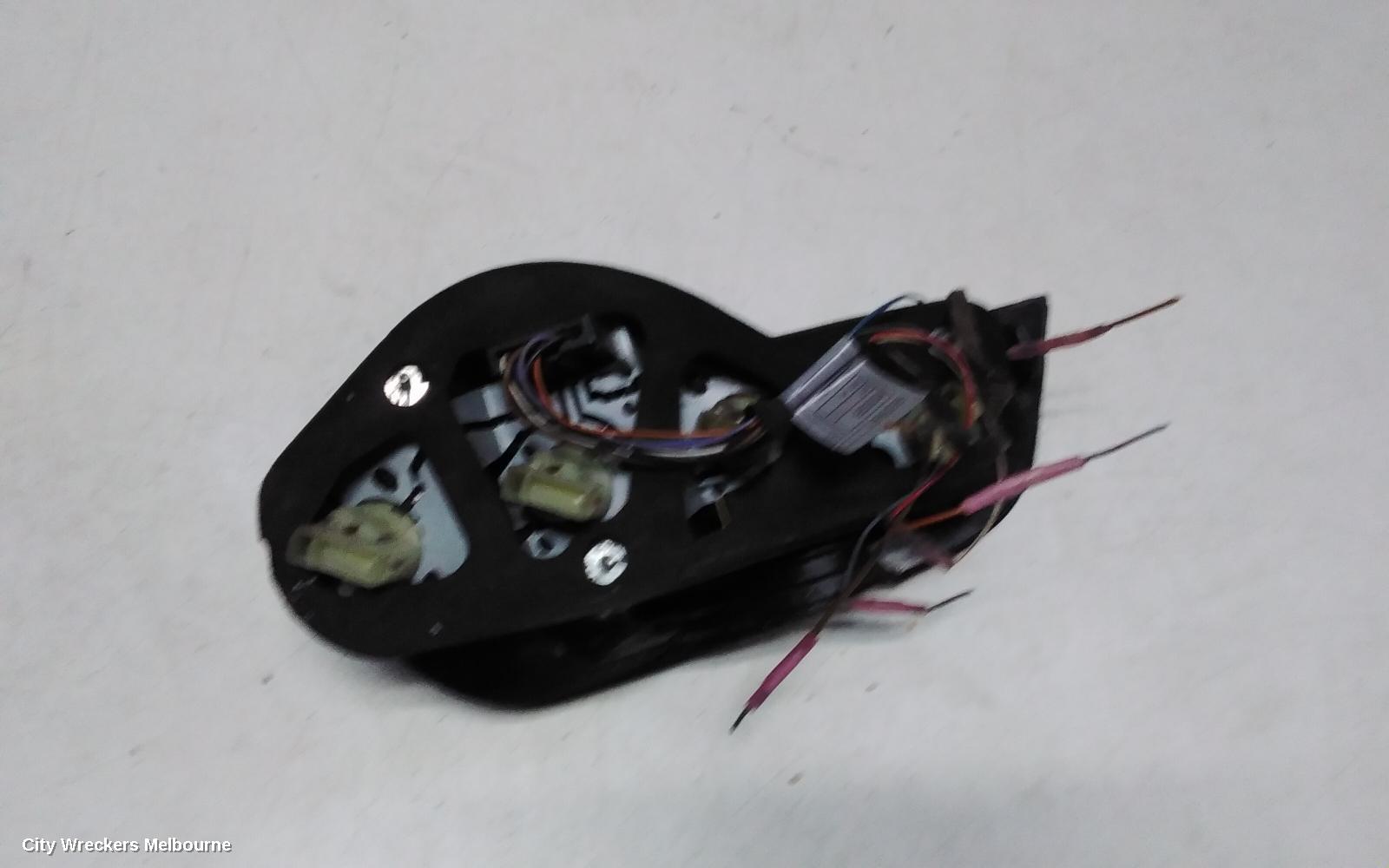 BMW Z4 LEFT TAILLIGHT, E85, CABRIO, AMBER INDICATOR TYPE, 08/2003 - 01/2006