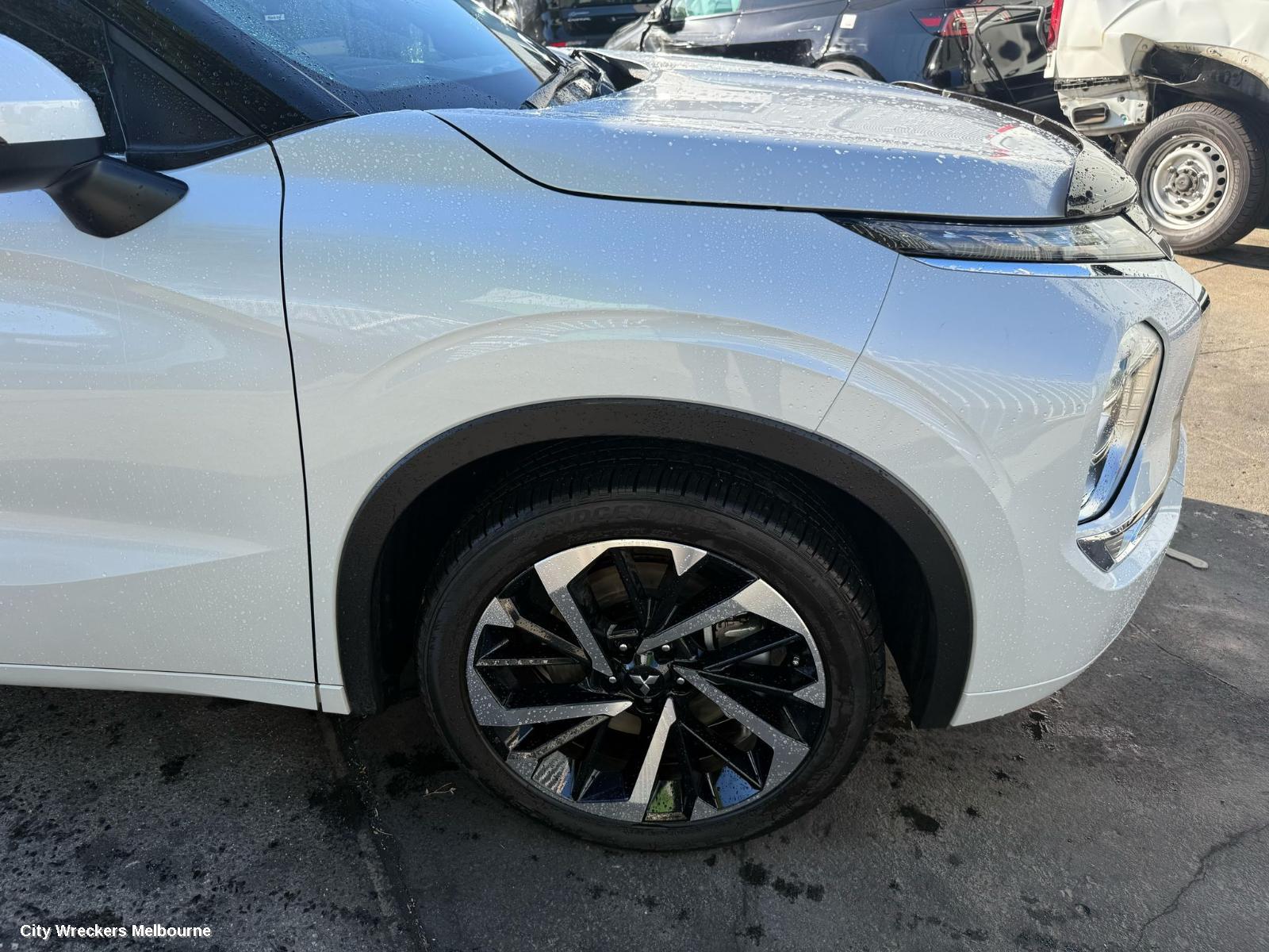 MITSUBISHI OUTLANDER RIGHT GUARD LINER, FRONT, ZM, 08/2021 ONWARDS