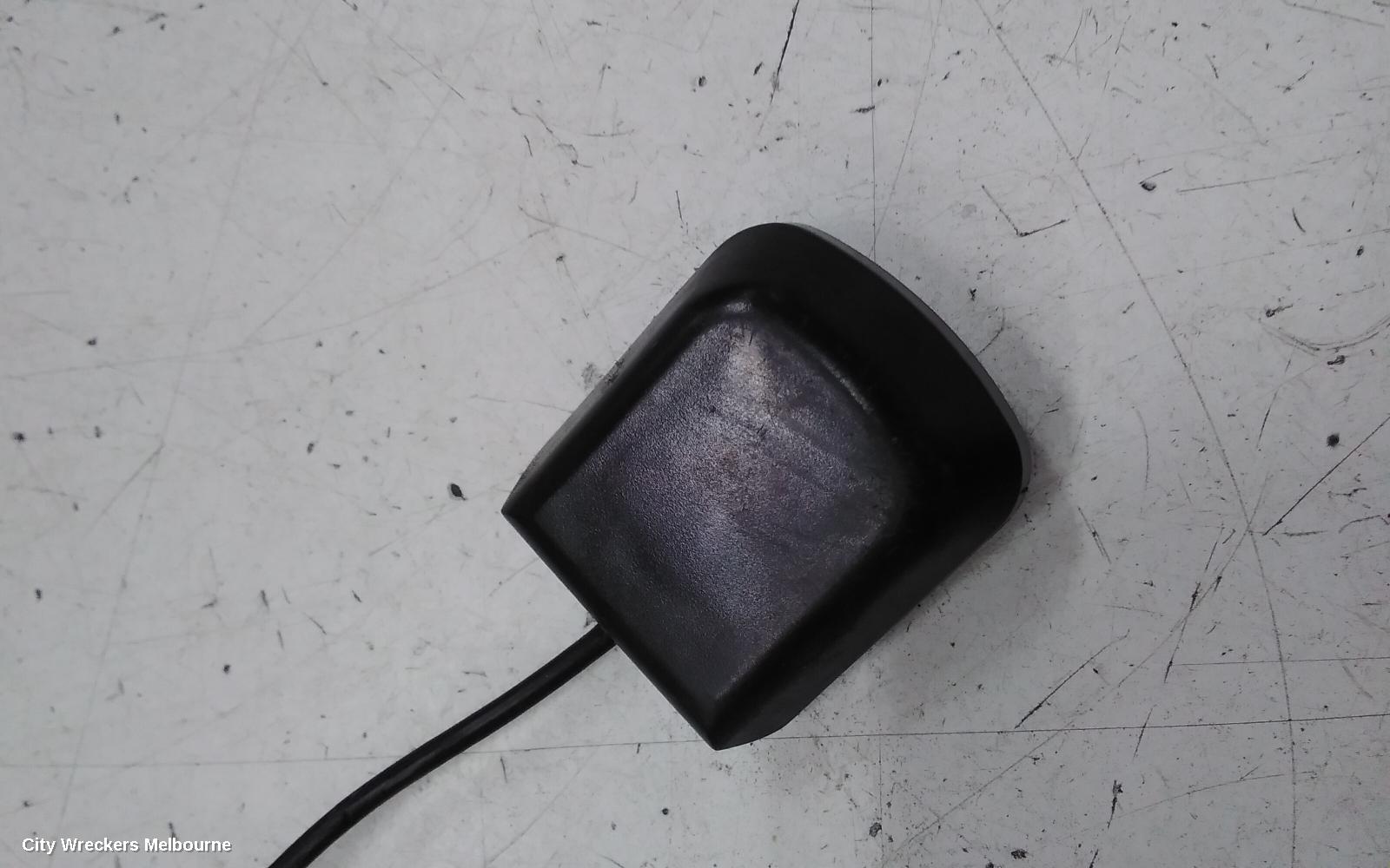 VOLKSWAGEN GOLF RADIO/CD/DVD/SAT/TV, DISPLAY & HEAD UNIT (RCD510), GEN 5, 06/2004 - 02/2009