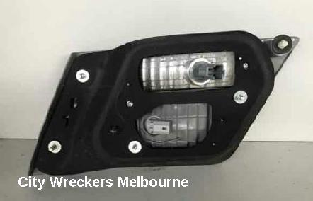 HONDA ODYSSEY REAR GARNISH, TAILGATE LAMP (LH SIDE), RB, 04/2009 - 10/2011