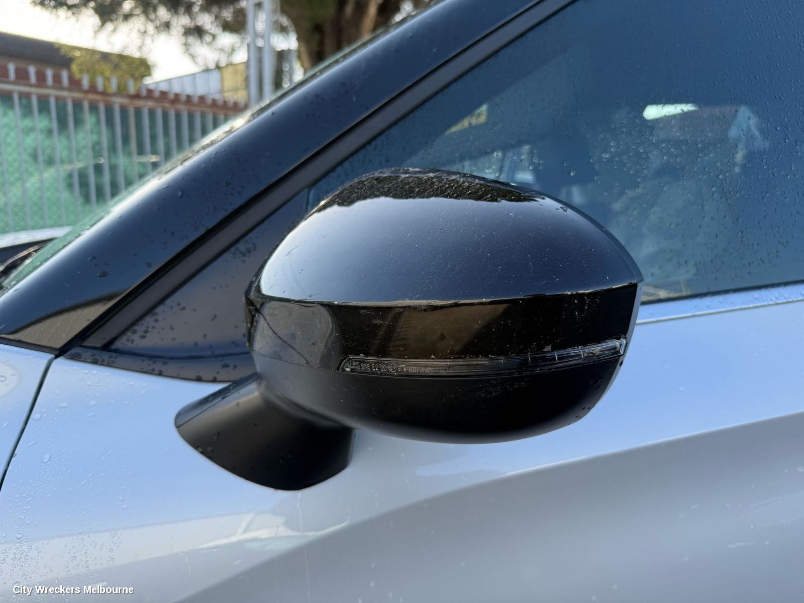 MITSUBISHI OUTLANDER RIGHT GUARD LINER, FRONT, ZM, 08/2021 ONWARDS