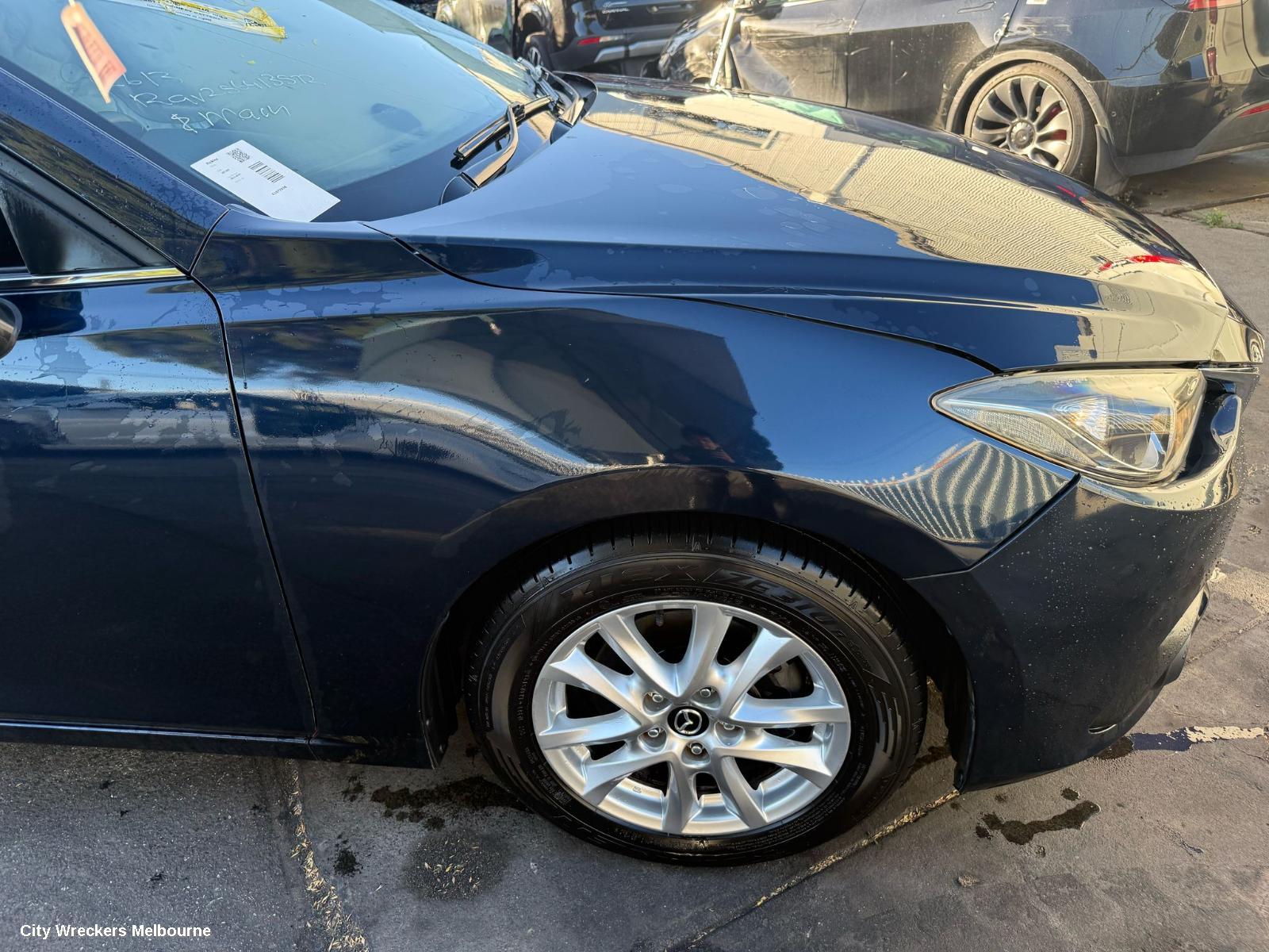 MAZDA 3 RIGHT FRONT DOOR WINDOW, BM-BN, 06/2013 - 02/2019