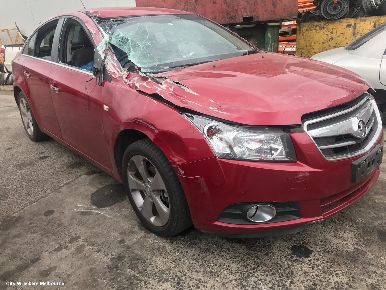 HOLDEN CRUZE LEFT TAILLIGHT, JG/JH, SEDAN, 03/2009 - 01/2017