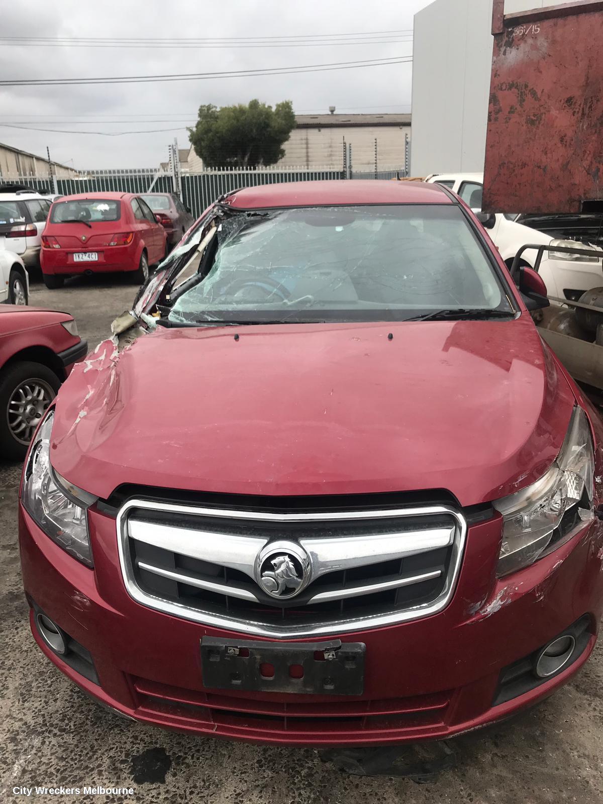 HOLDEN CRUZE LEFT TAILLIGHT, JG/JH, SEDAN, 03/2009 - 01/2017