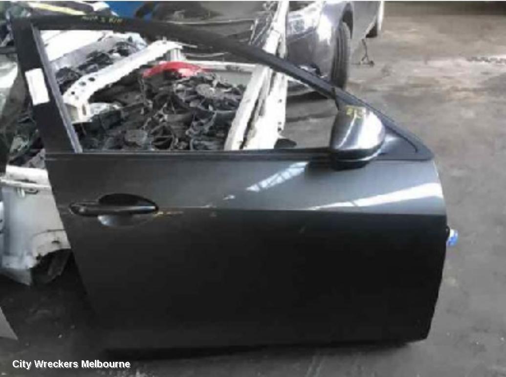 MAZDA 3 RIGHT FRONT DOOR, BL, HATCH, 04/2009 - 10/2013