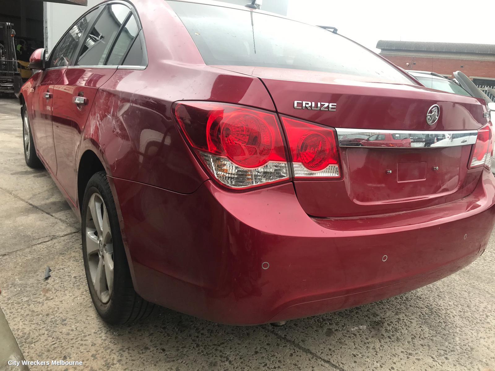 HOLDEN CRUZE LEFT TAILLIGHT, JG/JH, SEDAN, 03/2009 - 01/2017